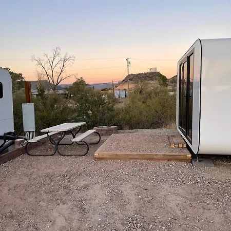 Black Canyon Campground Modern Sleeping Pods Tiny Homes Black Canyon City Exterior photo